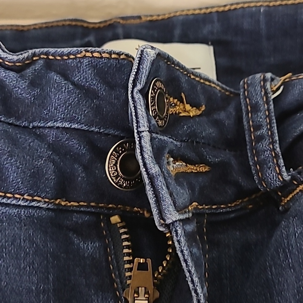 Vervet Distressed Dark Wash Jeans Size 27 Waist - Picture 3 of 7